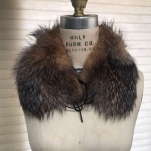 Fox collar in beautiful natural brown color.AUTHENTIC.